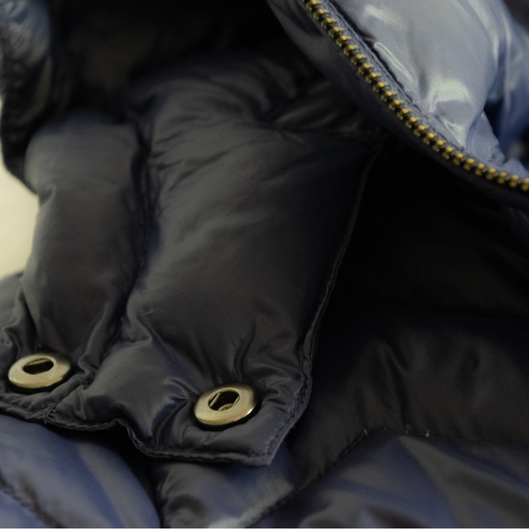 Armani Exchange winter jacket. - Picture 5 of 6